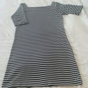 Woman vinyard vines striped navy "boat neck" dress